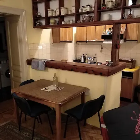 Apartment - Heart Of The City Center *
